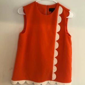 Selling this because it is not my color